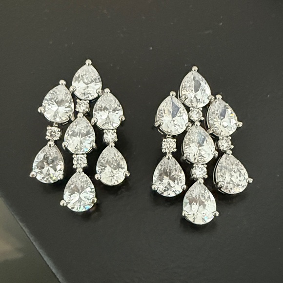 CZ by Kenneth Jay Lane NEW Cascading Pear CZ Drops $149Mfg - Picture 4 of 6